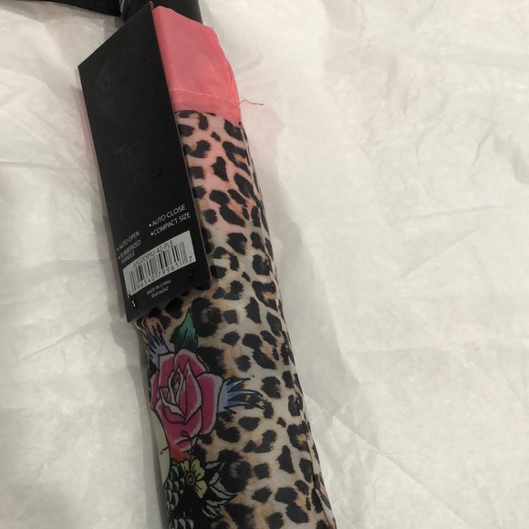 Ed Hardy animal leopard print compact auto open umbrella new - Picture 1 of 10